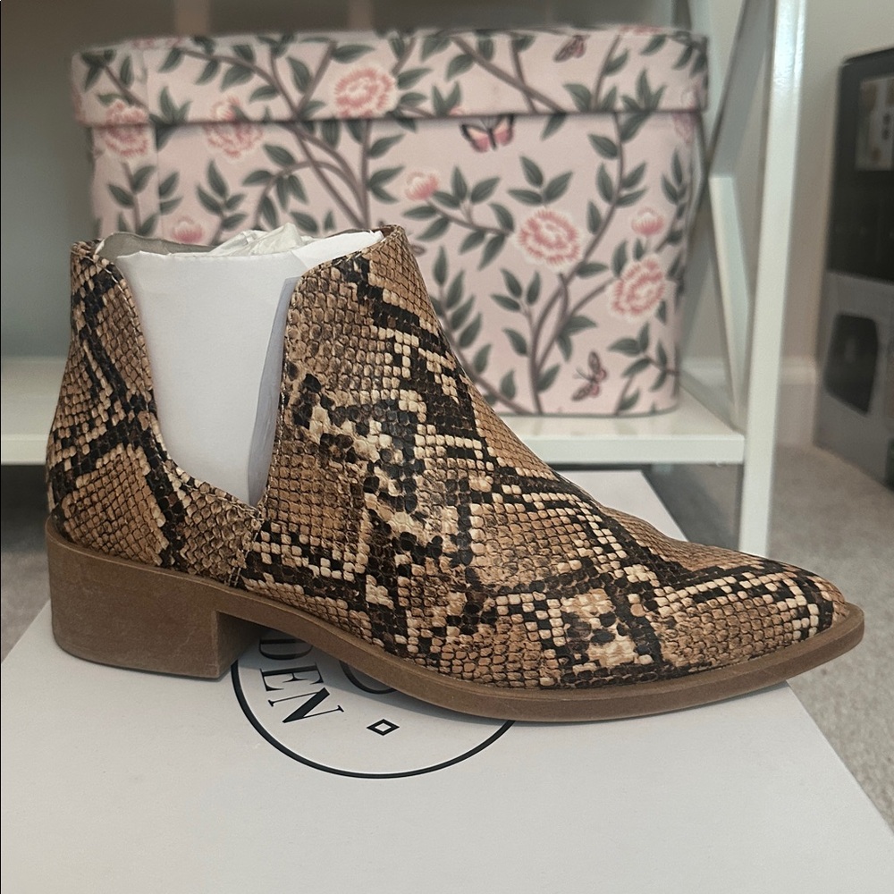 Steve Madden Cognac Snake Ankle Boots